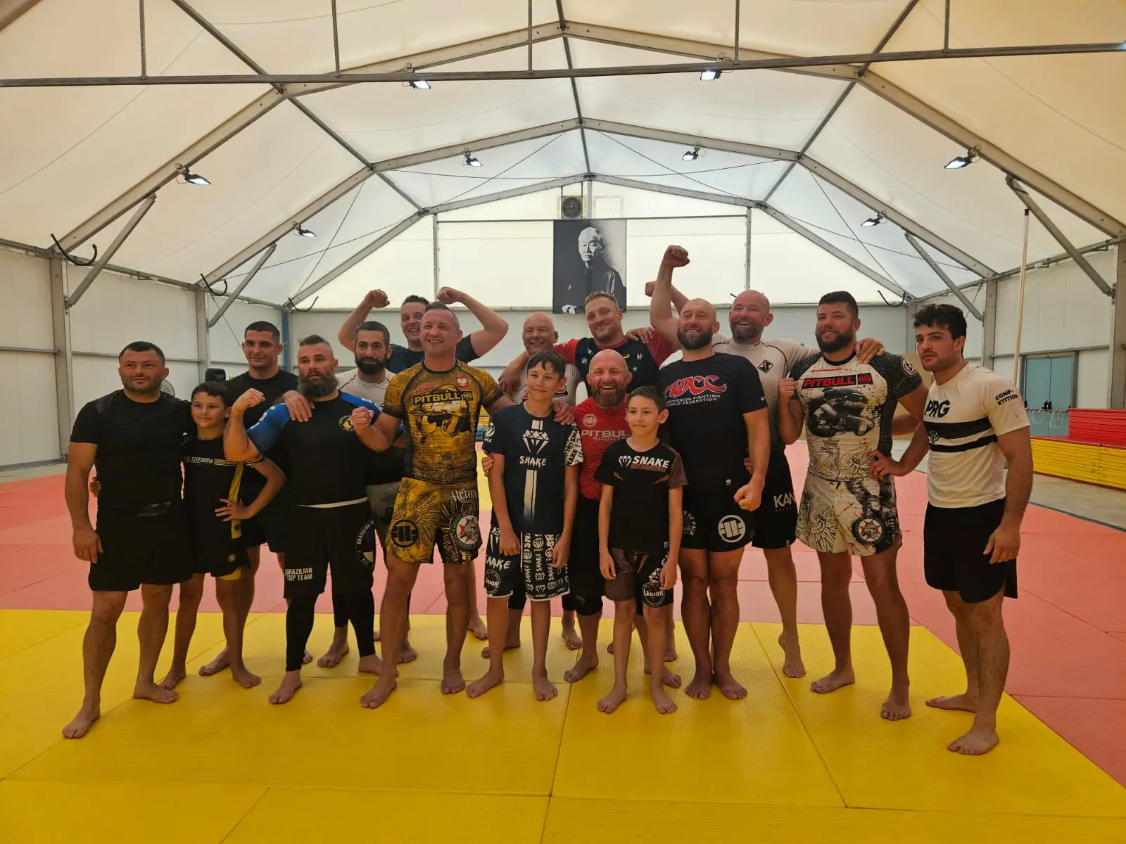 Grupa Malta Camps po treningu grapplingu
